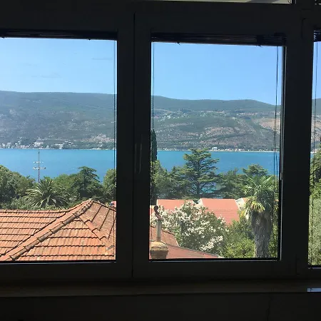 Zaza Apartmán *